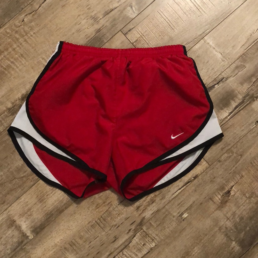 Nike shorts !